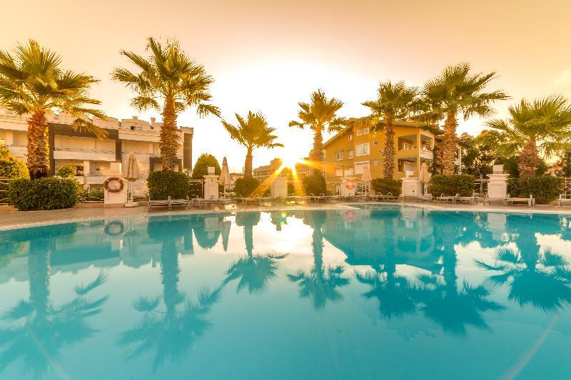 Ideal Pearl Hotel - Adult Only Мармарис Екстериор снимка